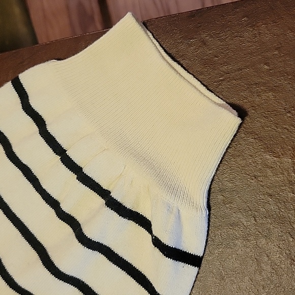 Part Two Sweater - Picture 3 of 9